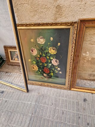 Marcos de madera dorados