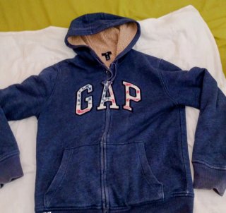Sudadera Gap con forro sherpa