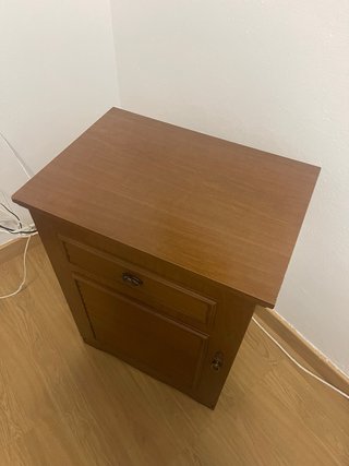 Mueble Singer Alfa con máquina de coser