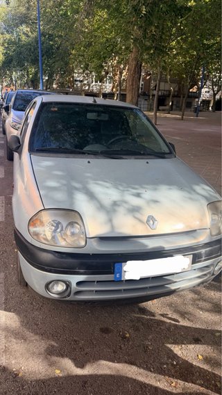 Renault Clio 2001