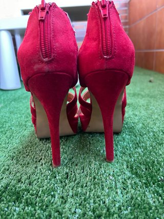 Tacones rojos plataforma