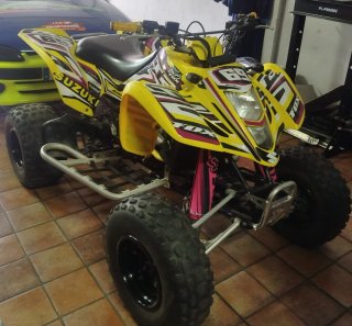 Suzuki LTZ 400
