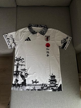 Camiseta concepto Fútbol Japón Tokio Adidas