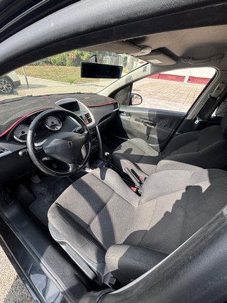 Peugeot 207 2007