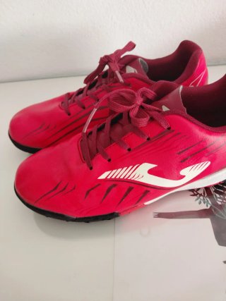 Zapatillas de fútbol Joma rojas talla 35