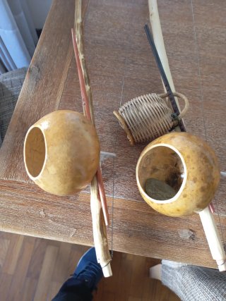 2 Berimbaus Infantiles