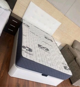 Canape y colchon nuevos