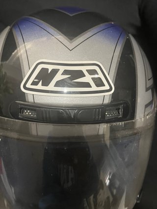 Casco de moto NZI