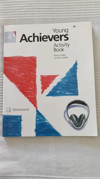 YOUNG ACHIEVERS 4 ACTIVITY + AB CD
