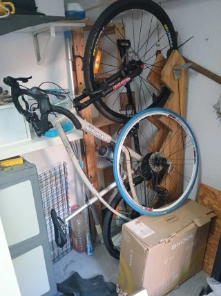 Bicicleta y rodillo Bkool