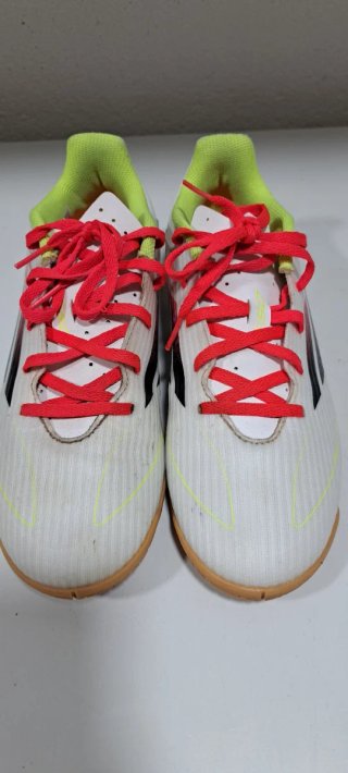 Zapatilla Adidas Fútbol Niño Talla 41 1/3.