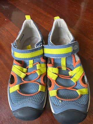 Sandalias Keen niño talla 33
