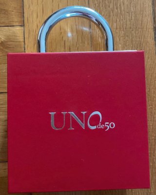 Caja de regalo UNOde50