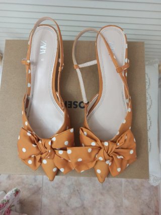 Zapatos Tacón Kitten Zara Lunares