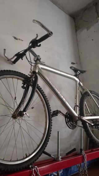 Bicicleta de Montaña Grisley Plata