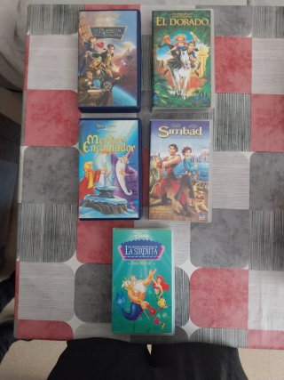 Lote de 5 Películas Disney en VHS