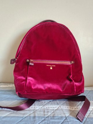 Mochila Michael Kors de Terciopelo Rojo