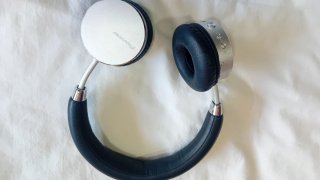 Auriculares Pioneer Plateados y Negros