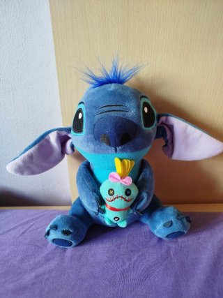 Peluche de Stitch con Scrump