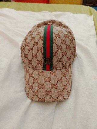 Gorra Gucci Beige GG