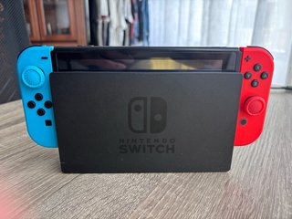 Nintendo Switch V1 Neon 32GB