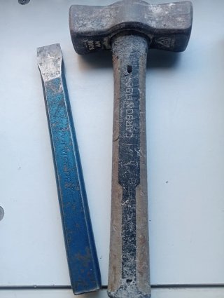 Martillo y cincel de fibra de carbono