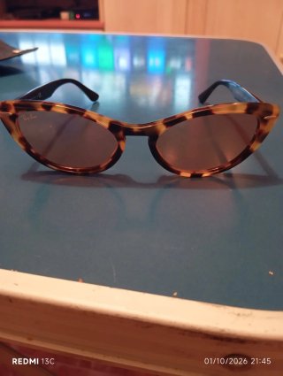 Gafas de sol Ray-Ban mujer precio algo negociable