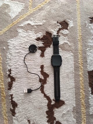 Reloj Inteligente Negro con Cargador