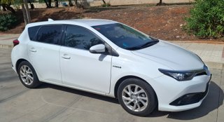 Toyota Auris Híbrido 5 Puertas Active 140H