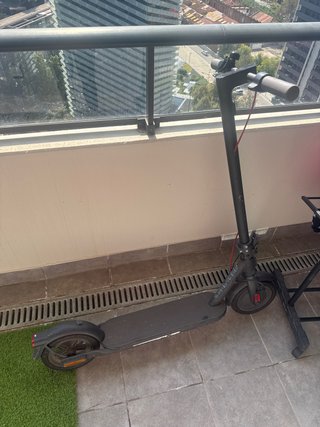 Patinete Eléctrico Xiaomi Mi Electric Scooter 4