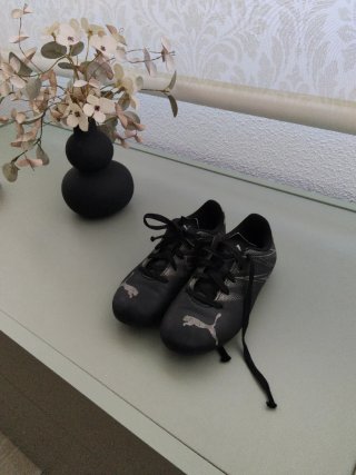 Botas de Fútbol Puma Negras Talla 31