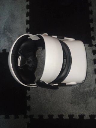 Oculus Quest 2 VR Headset