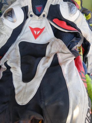 Mono de moto Dainese, Xfour, Rev'it!, Rainers.