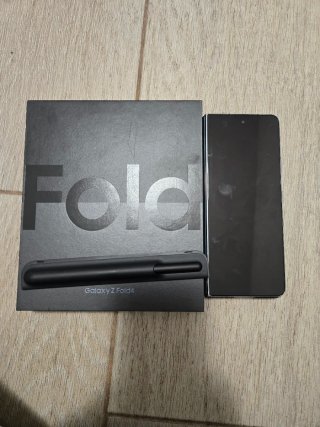 Samsung Galaxy Z Fold4 Nero
