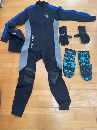 Traje de Neopreno con Accesorios, talla L