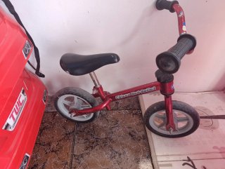 Bicicleta de equilibrio Chicco Red Bullet