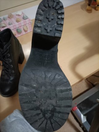 Botín mujer negro con cordones