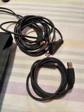 Consola PlayStation 3 con 2 mandos