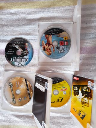 Consola PlayStation 3 con 2 mandos