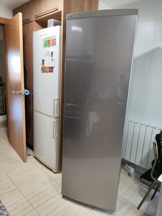 Frigorífico 1 Puerta, sin congelador. 184x60cm