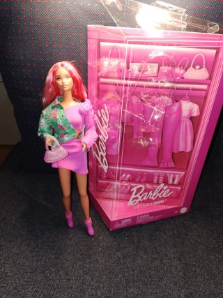 Barbie Bambola Odile Deluxe Style