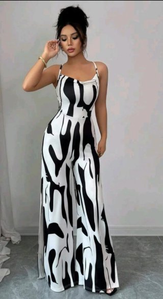 Mono Elegante Estampado Blanco y Negro