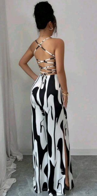 Mono Elegante Estampado Blanco y Negro
