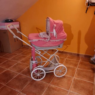 Cochecito de Muñecas Estilo Clásico