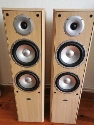 altavoces Eltax
