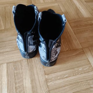 Botines Desigual Piel Serpiente Tachuelas