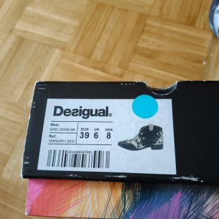 Botines Desigual Piel Serpiente Tachuelas