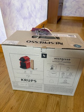 Cafetera Nespresso Inissia Krups Roja