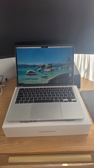 MacBook Air M4 Plata 13", 16GB RAM 512GB SSD