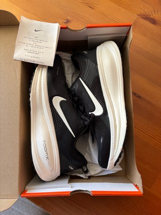 Nike Vomero 18 Talla 42
